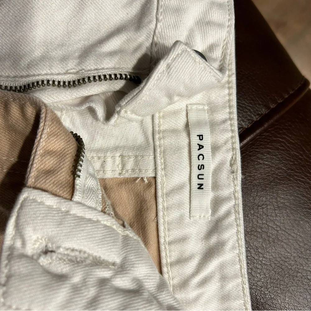 PacSun shorts size 23, Excellent Condition - Picture 4 of 4